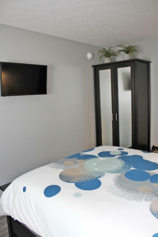 The Serenity Suite - Main Street Lodge In Berlin Exterior photo